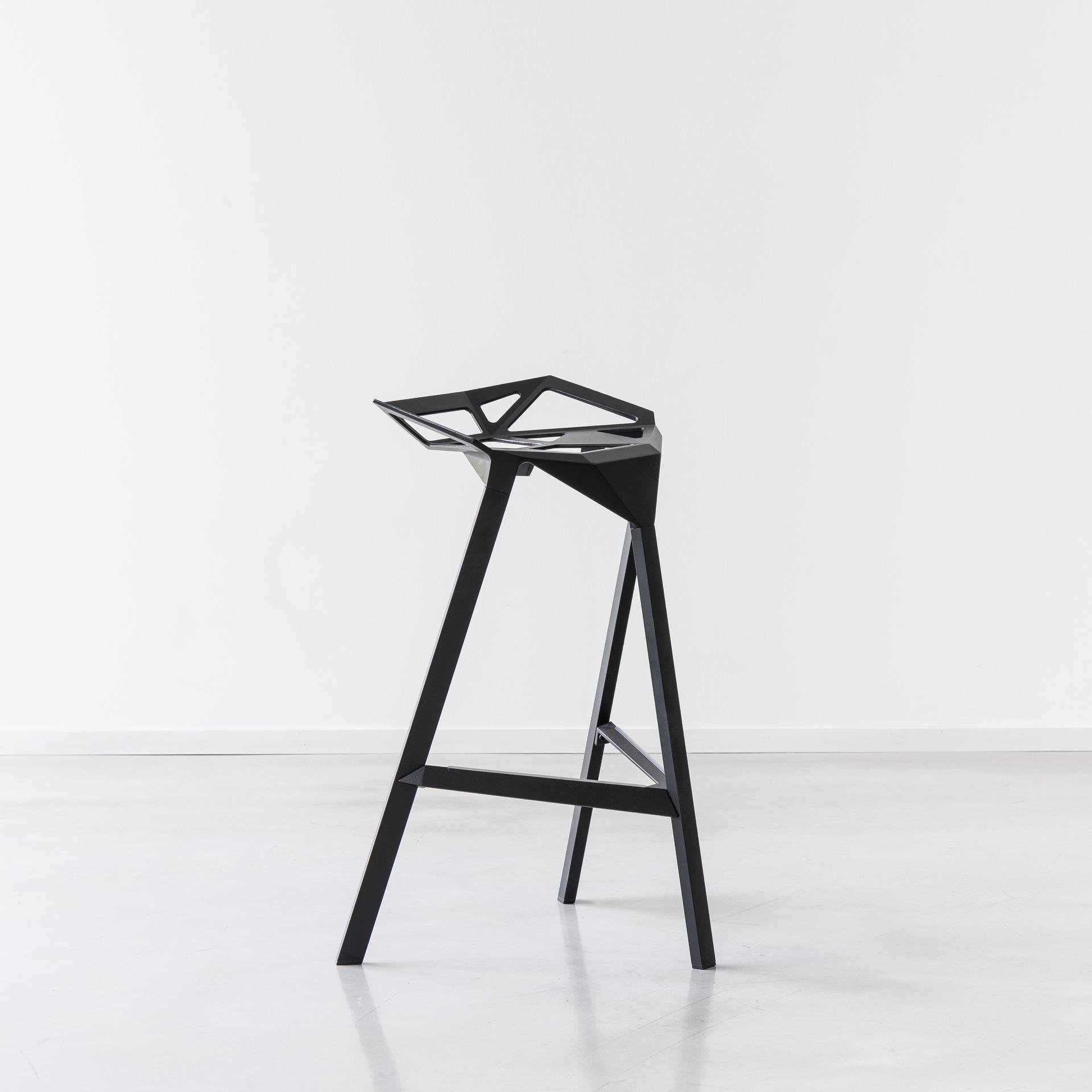 もてなすスツール - Magis Journal